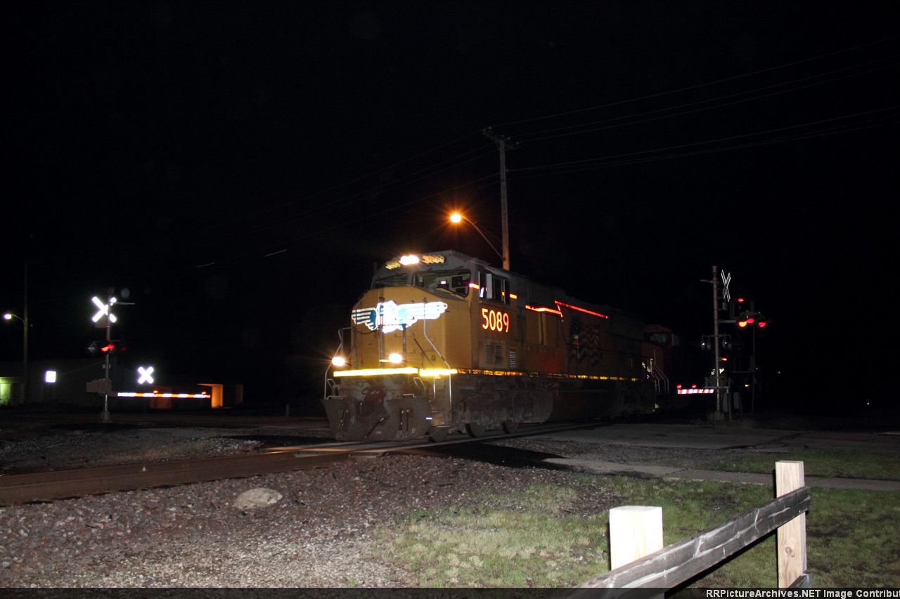 UP 5089 CN 5699 UP 4395